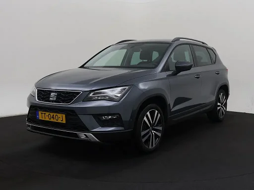 Seat Ateca 1.0 EcoTSI Style Business Intense | LED | vontatóautó | Navi | légkondicionáló | fényképezőgép | Cruise |