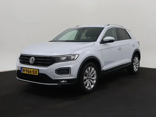 Volkswagen T-Roc 1.5 TSI Sport AUT. | Trekhaak | Led | Stoelverw. | Navi | ACC |