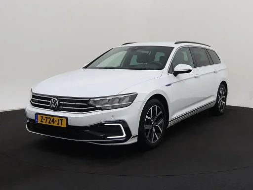 Volkswagen Passat Variant 1.4 TSI PHEV GTE Business | LED | Ergo-Active | Navi | légkondicionáló | Winterpakket |