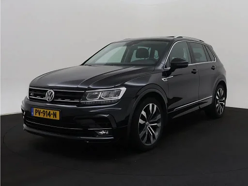 Volkswagen Tiguan 1.4 TSI DSG Highline R-Line | LED | Pano | Navi | Clima | VC | Winterpakket | Trekhaak |