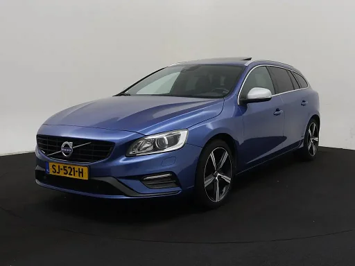 Volvo V60 2.0 T4 R-Design | xenon | Schuif/kanteldak | Leder | Navi | légkondicionáló | Winterpakket | vontatóautó |
