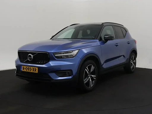 Volvo XC40 1.5 T3 AUT. Inscription | PANORAMIC ROOF | LED | Heated-Seats | Harman Kardon | 360* camera |