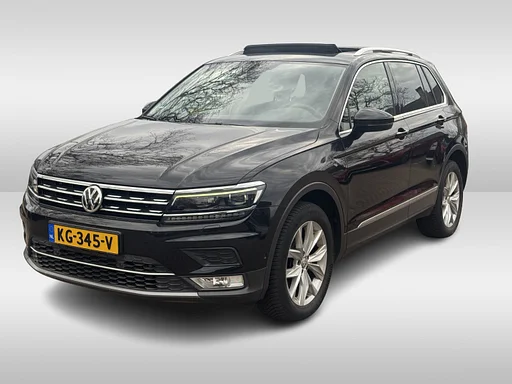 Volkswagen Tiguan 2.0 TDI 4Motion Highline / Pano tető / fényképezőgép / Head-up / Leder / 18'' / CarPlay / Elektr. achterklep / Stoelmassage / fűtött ülések / DAB / Dodehoek / ACC