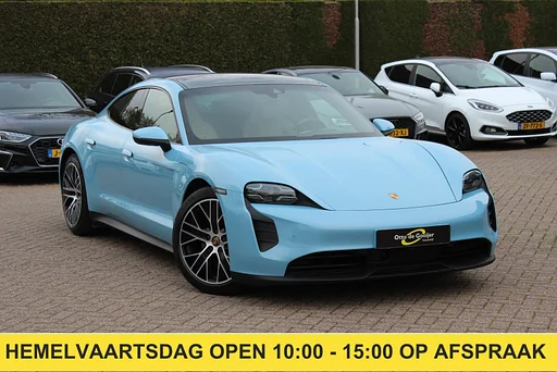 Porsche Taycan 4S Performance 84 kWh / Porsche Approved 04-2027 / SoH 92,3% / Panoramadak / 360Camera / Passenger Display / Luchtvering / Bose / 20'' / Adaptieve Stoelen / Sportchrono / Stoelventilatie+verwarming 4x / Dodehoek /