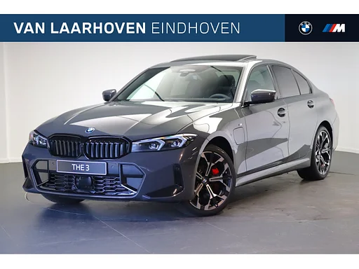 BMW 330 3 Serie 330e High Executive M Sport automatico / Schuif-kanteldak / auto da rimorchio / sedili sportivi / Adaptieve LED / Parking Assistant Plus / Comfort Access