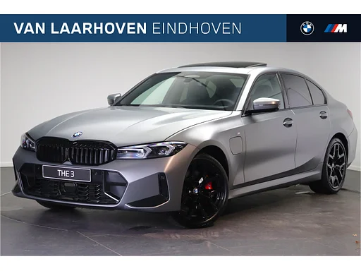 BMW 330 3 Serie 330e M Sport automatico / Schuif-kanteldak / auto da rimorchio / M sedili sportivi / Adaptieve LED / Parking Assistant Plus / Comfort Access