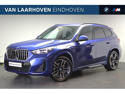 BMW X1 xDrive30e High Executive M Sport automatico / auto da rimorchio / sedili sportivi / Adaptieve LED / M Adaptief onderstel / Comfort Access / Parking Assistant Plus / Stuurverwarming