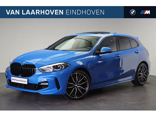 BMW 118 1 Serie 118i High Executive M Sport automatico / Tetto Pano / sedili sportivi / Achteruitrijcamera / Comfort Access / Live Cockpit Professional