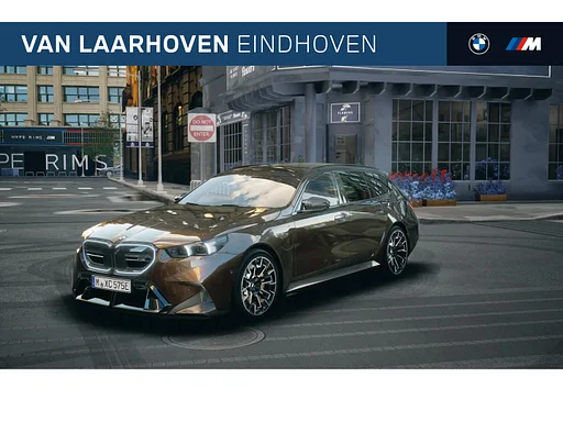 BMW M5 5 Serie Touring automática / carro de reboque / Telhado de pano / Carbon-keramische remmen / M Drive Professional / Comfort Access / Bowers & Wilkins / Parking Assistant Professional