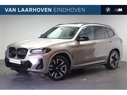 BMW iX3 Executive / auto da rimorchio / sedili sportivi / Achteruitrijcamera / Adaptieve LED / sedili riscaldati / Live Cockpit Professional