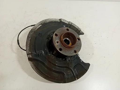 Wielnaaf links achter BMW X3