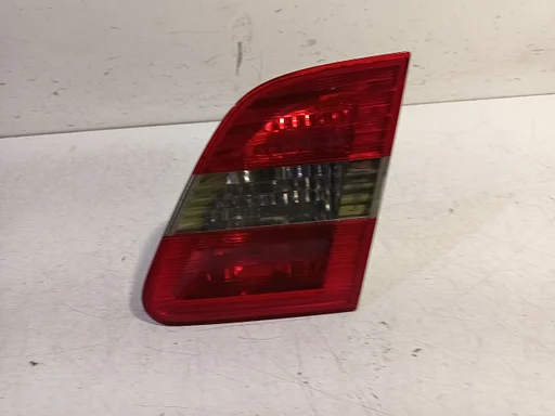 Achterlicht kofferdeksel achterklep rechts Mercedes-Benz B-Klasse