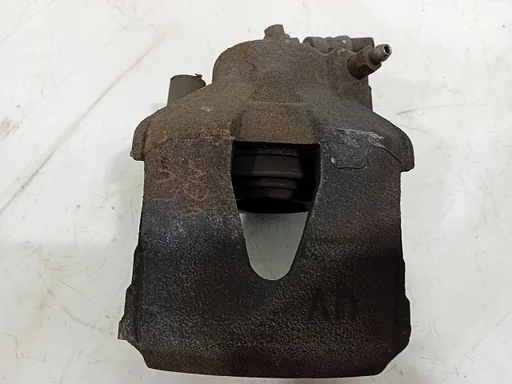 Remklauw links voor Audi A1