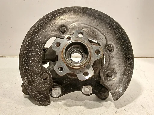 Wielnaaf rechts achter BMW 3 serie