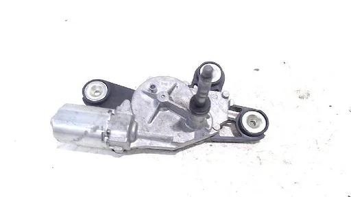 Ruitenwissermotor achter Ford Fiesta