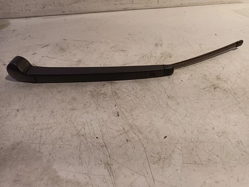 Ruitenwisserarm achterruit Skoda Superb