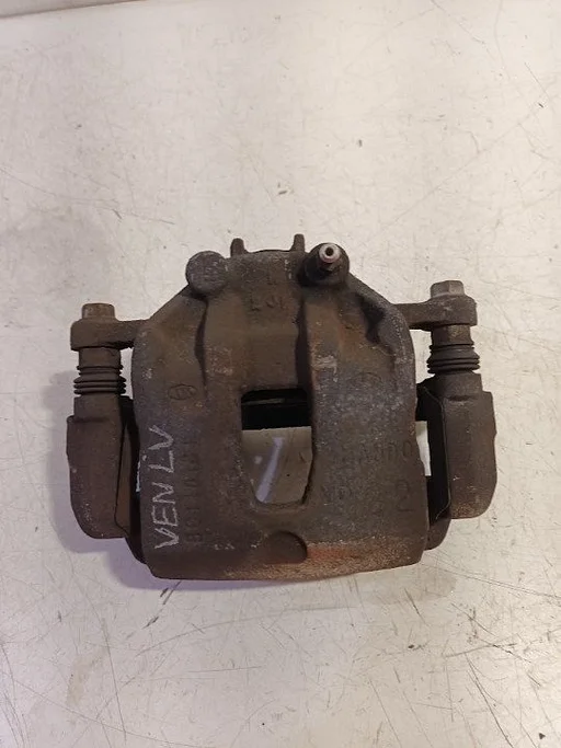 Remklauw links voor Kia Rio