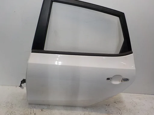 Portier links achter Hyundai i30