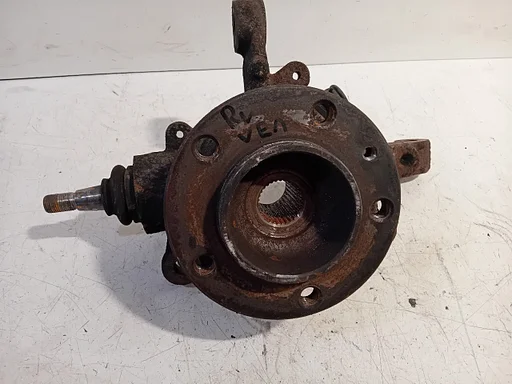 Wielnaaf rechts voor Renault Master