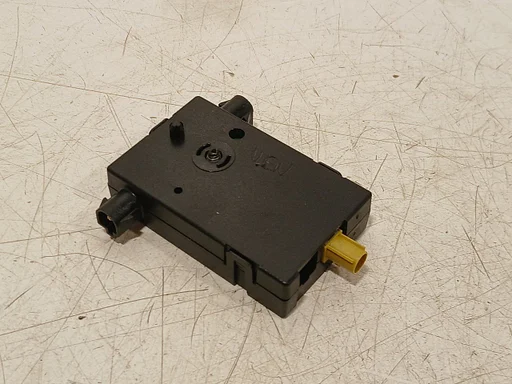 Antenne versterker BMW 5 serie