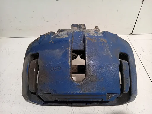 Remklauw rechts voor Audi A8