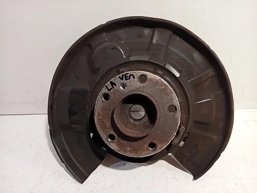 Wielnaaf links achter BMW 3 serie