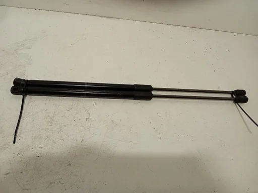 Gasdrukveerset achter Audi A3