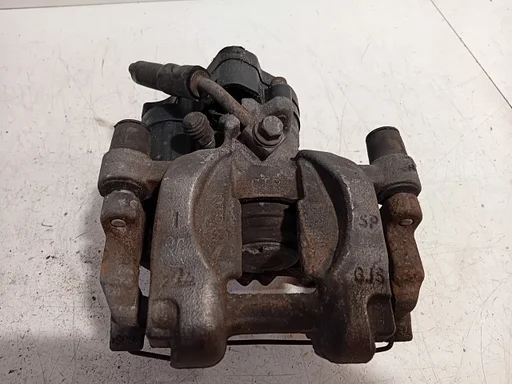 Remklauw rechts achter Skoda Superb