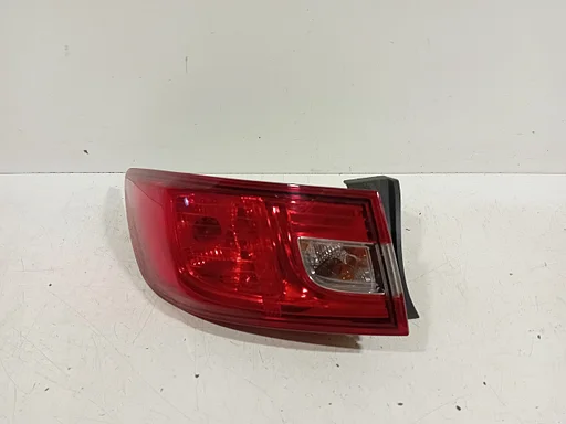 Achterlicht links buiten Renault Clio