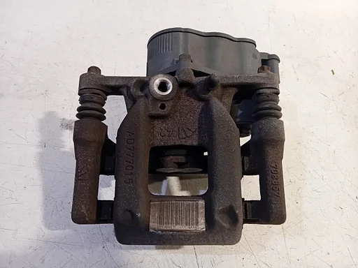 Remklauw rechts achter Peugeot 5008