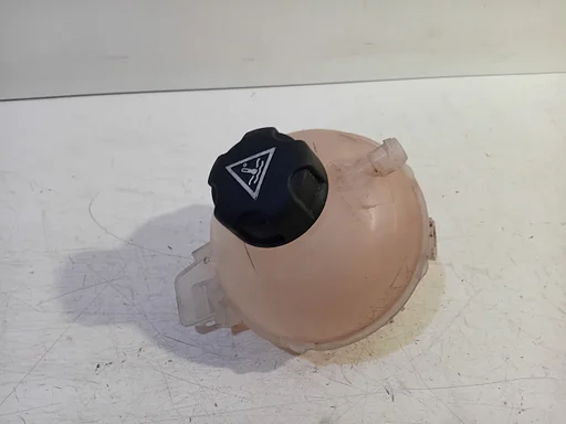 Koelvloeistof reservoir Peugeot 5008