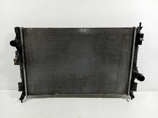 Radiateur Peugeot 3008