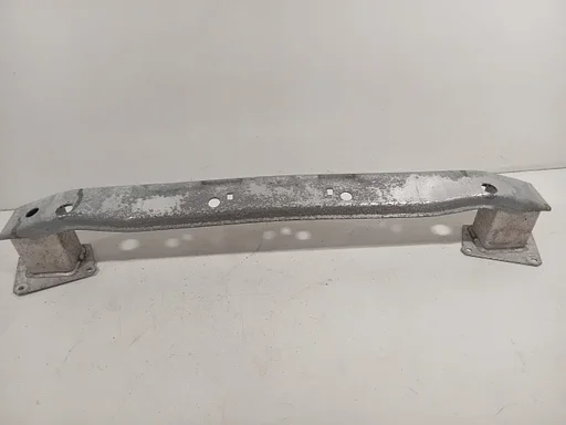 Bumperbalk achter Opel Astra