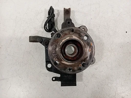 Wielnaaf rechts voor Renault Captur