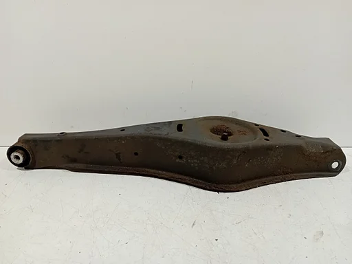 Draagarm rechts achter Audi Q3