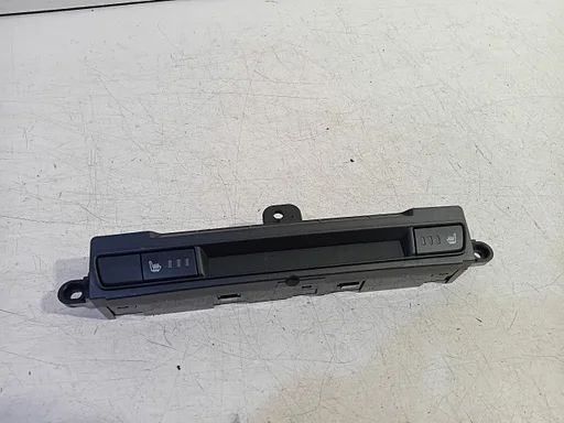 Stoelverwarming schakelaar Mazda 2