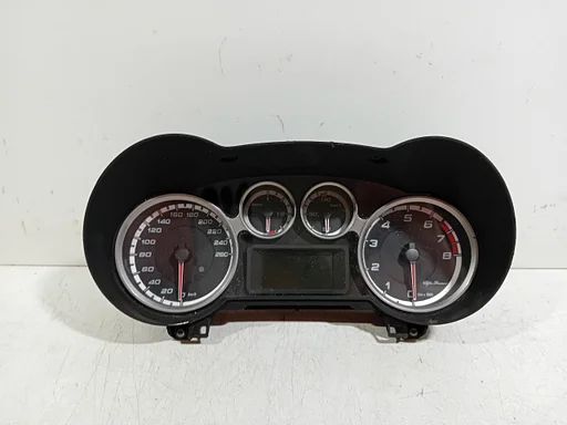 Cockpit Alfa Romeo MiTo