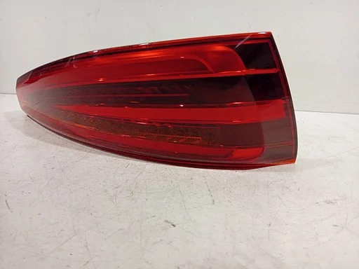 Achterlicht links buiten Audi Q3