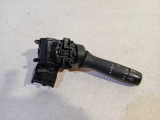 Ruitenwis schakelaar Toyota iQ