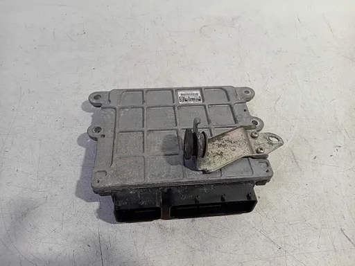 Computer motormanagement Toyota iQ