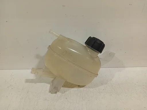 Koelvloeistof reservoir Nissan Micra