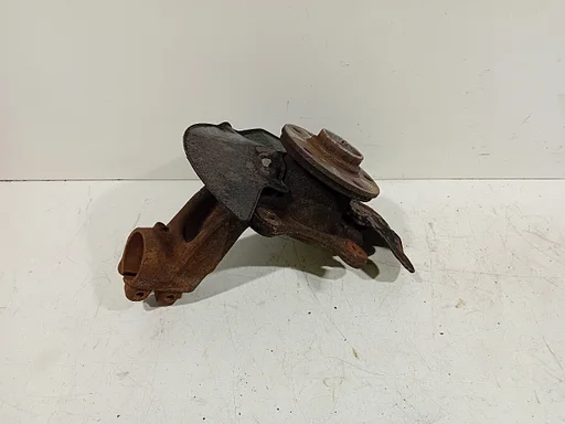 Wielnaaf links voor Volkswagen Transporter