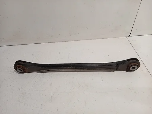 Draagarm rechts achter onder Porsche Cayenne