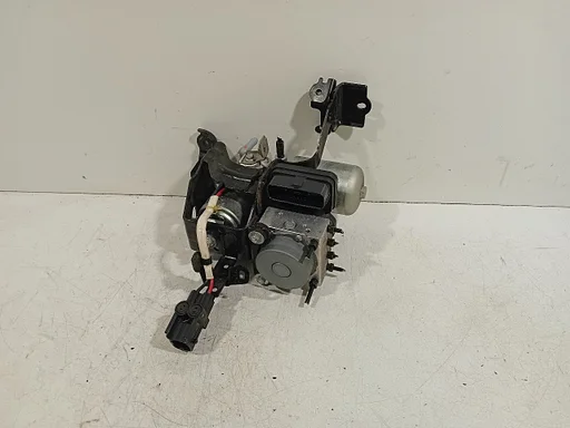 Abs pomp Toyota Corolla