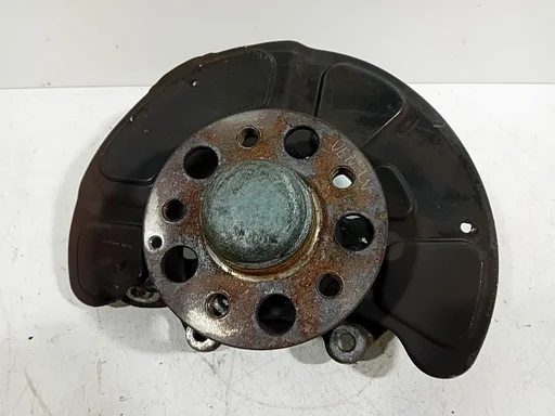 Wielnaaf links voor Mercedes-Benz E-Klasse