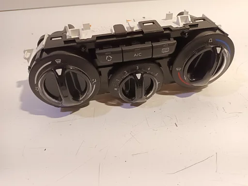 Bedieningspaneel kachel Peugeot 208