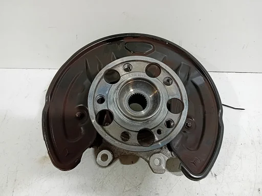 Wielnaaf links achter Mercedes-Benz GLC