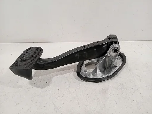 Rempedaal Mercedes-Benz EQ-Klasse