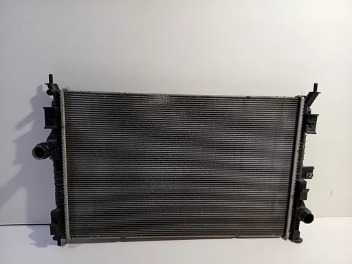 Radiateur Opel Vivaro