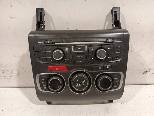 Radio bediening Citroën DS4